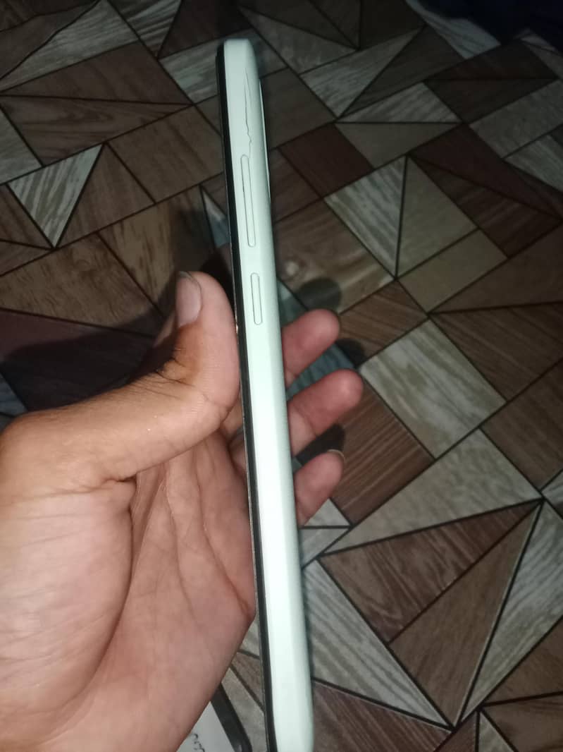 Redmi A2+ 2