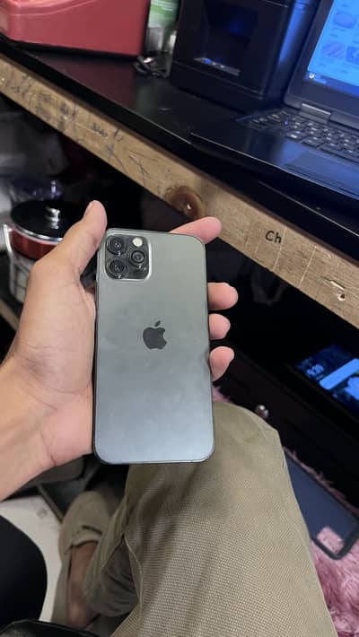 Apple iPhone 12 Pro o339-4223767 whatsapp