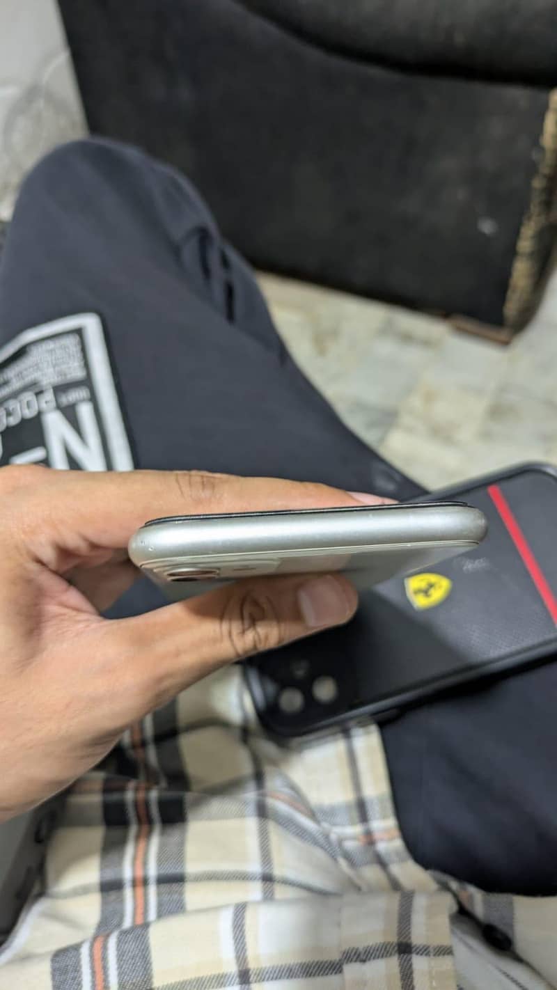 Apple iPhone 11 1