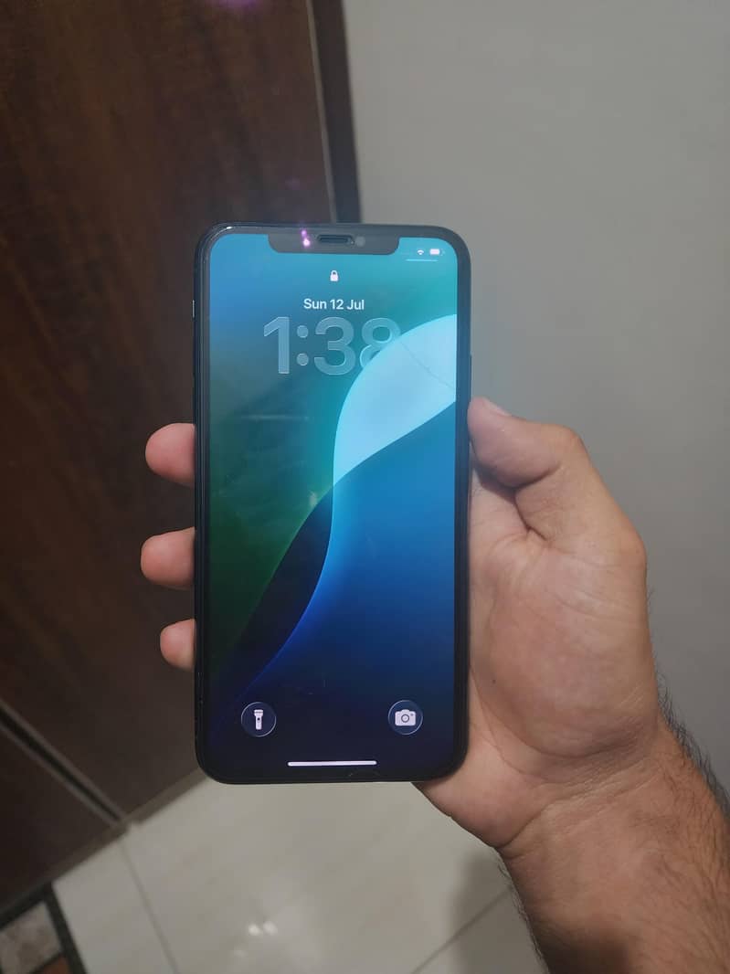 Apple iPhone 11 Pro Max 1