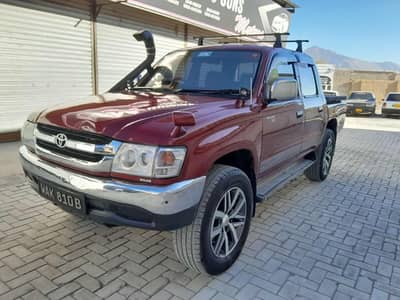 Toyota Hilux 2003 reg 2013
