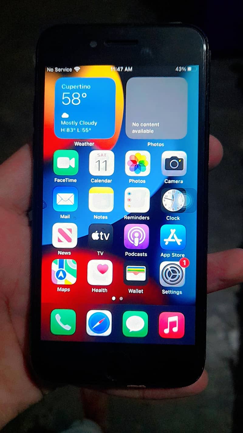 Apple iPhone 7 0