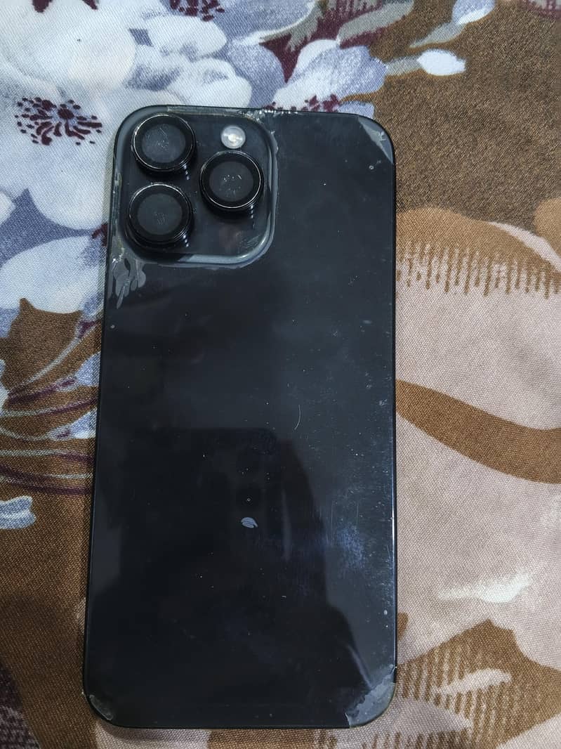 Apple iPhone 15 Pro Max 1