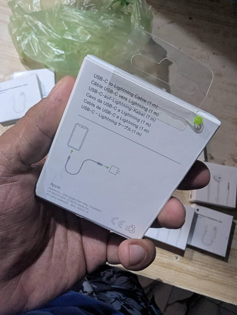 Apple original charging cable 2