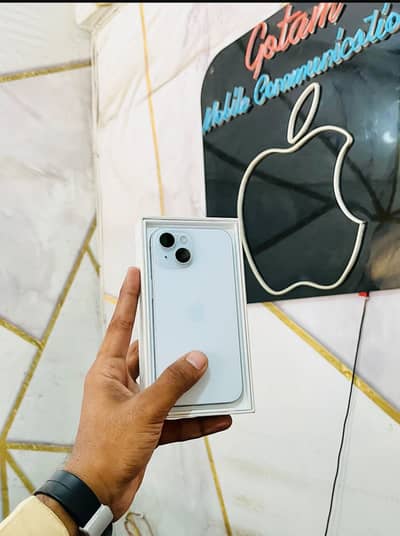 Apple iPhone 15