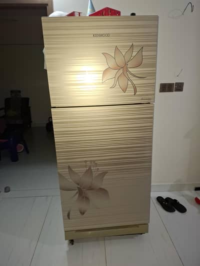 Kenwood Glass Door 400 Litres