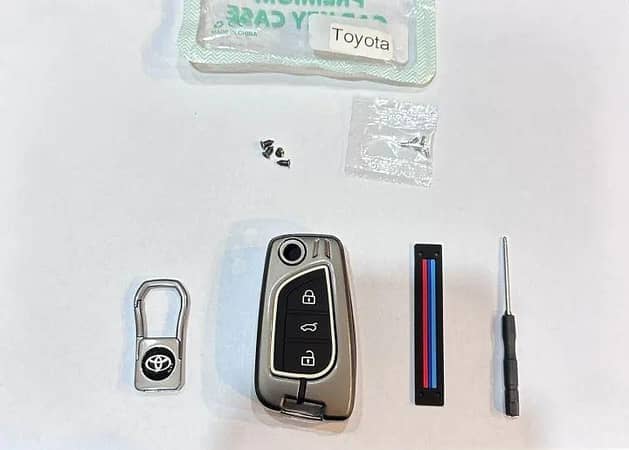 CAR TOYOTA COROLLA GRANDY METAL KEY COVER DUST PROOF SCRSTCH PROOF LOOK ELEGANT