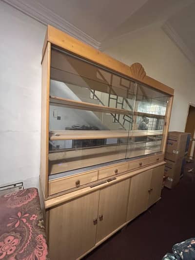 Dayar Wooden Showcase