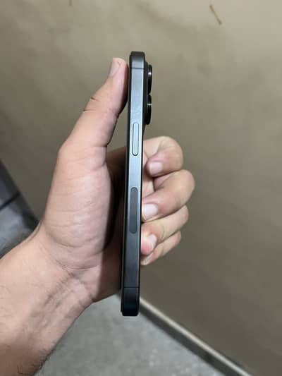 Apple iPhone 15 Pro