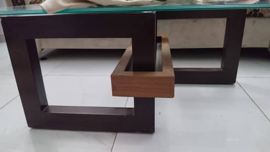 Centre Table & Side Table