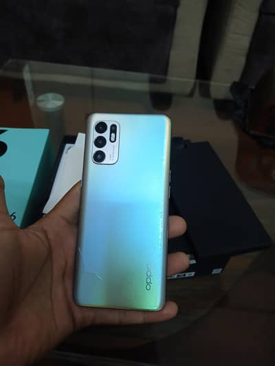 OPPO Reno 6
