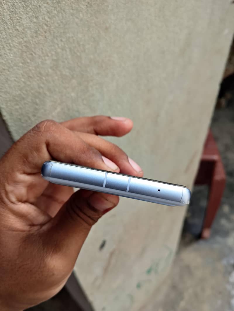 Google Pixel 7a 2