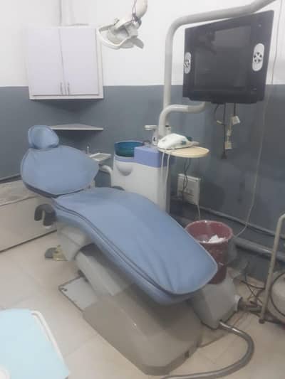 job for dental surgeon