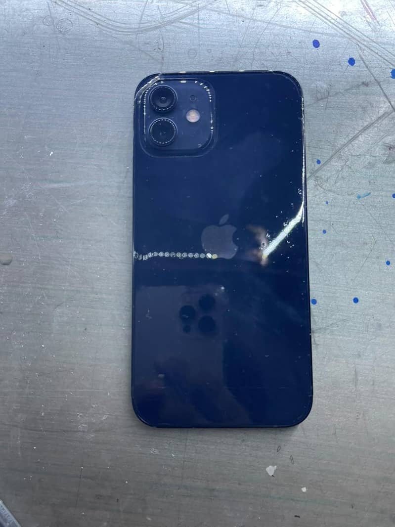 Apple iPhone 12 7