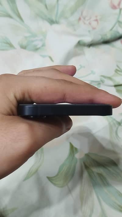 Apple iPhone 16e