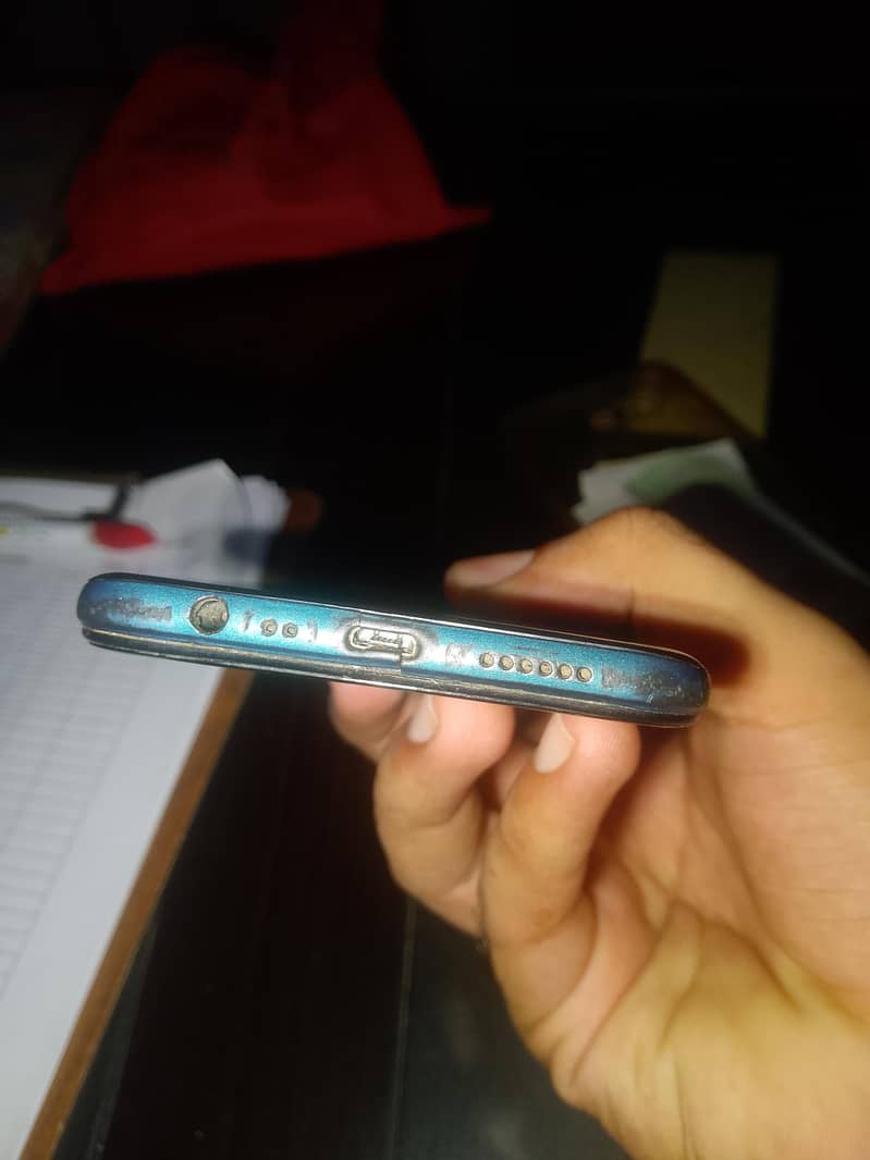 OPPO A7 4