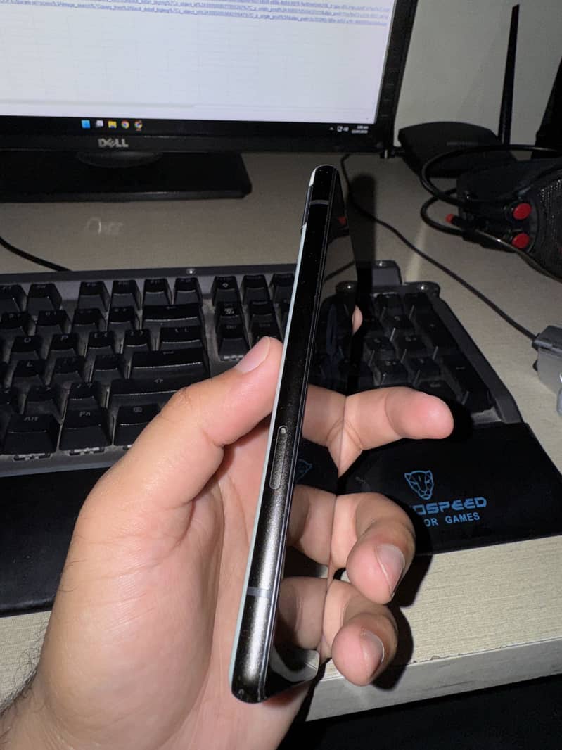 Google Pixel 6a 4
