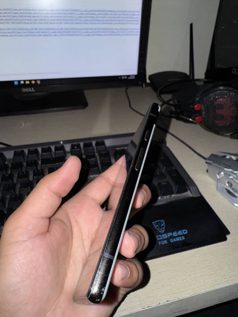 Google Pixel 6a 5