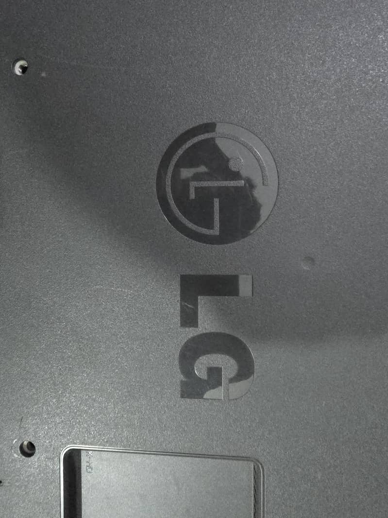 Orient and LG Simple LED. 9