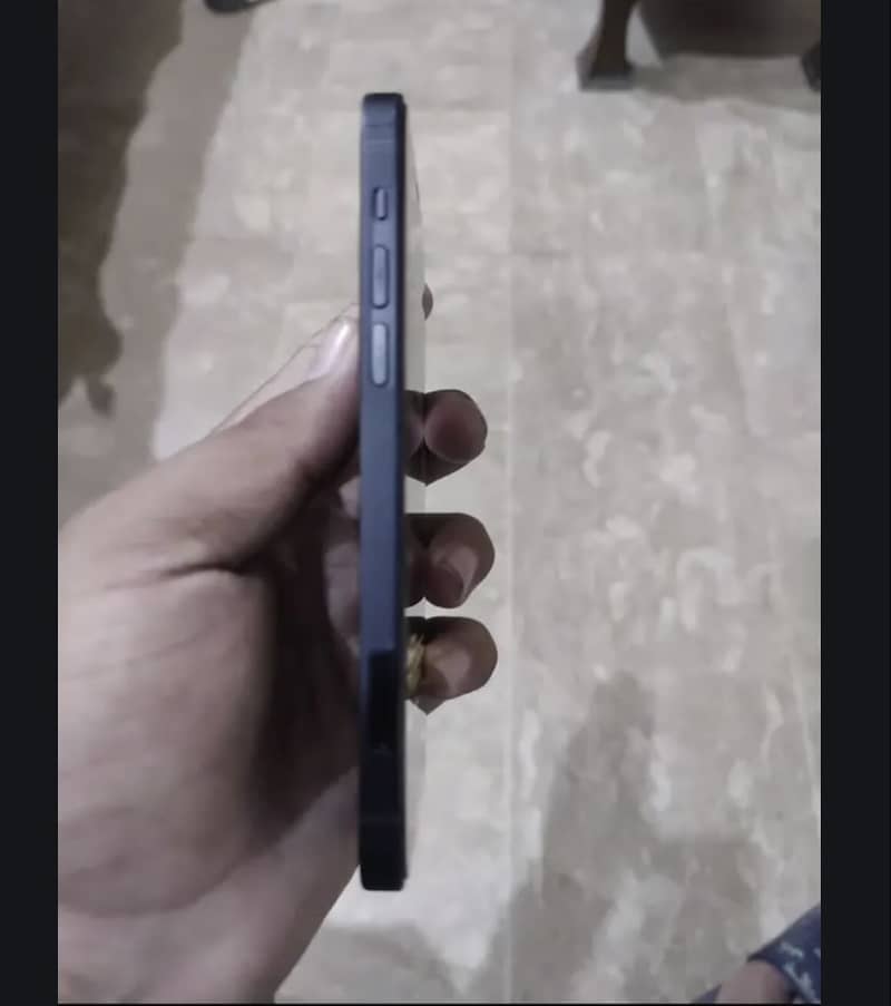 Iphone 12 2