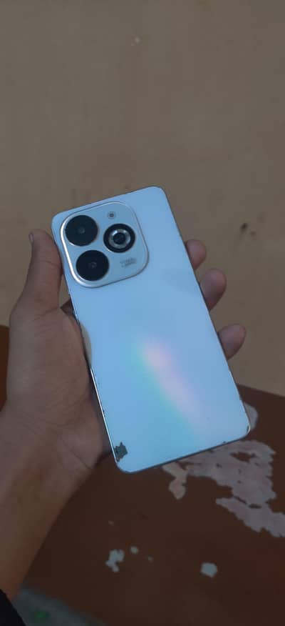 Infinix Smart 8 Pro