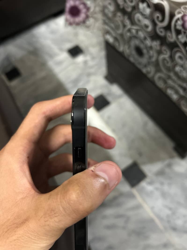 Apple iPhone 14 Pro Max 3