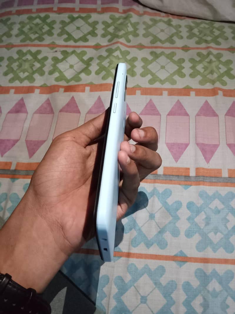 Xiaomi Redmi A1 Plus 3