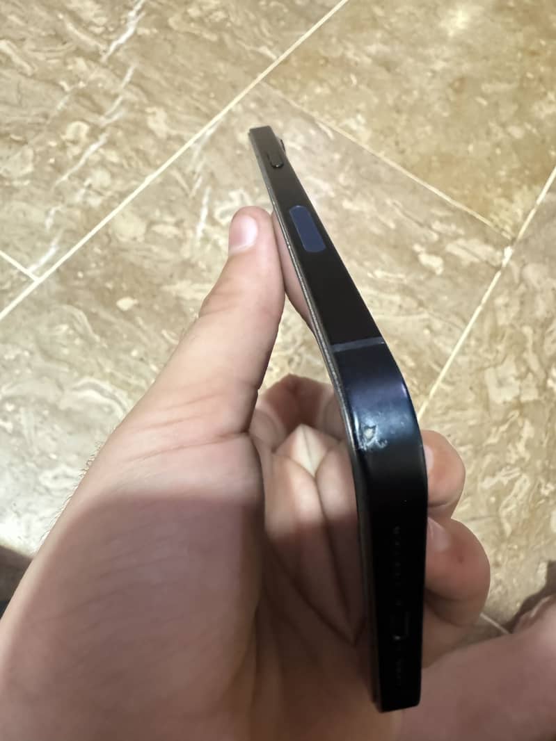 Apple iPhone 14 plus 9