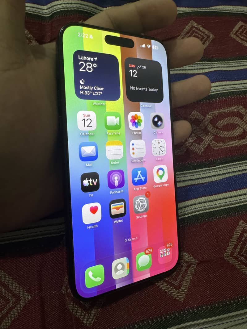 Apple iPhone 15 Pro Max 5