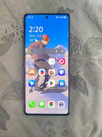 Tecno CAMON 40