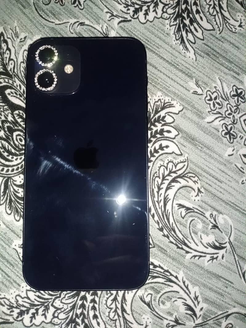 Apple iPhone 12 1