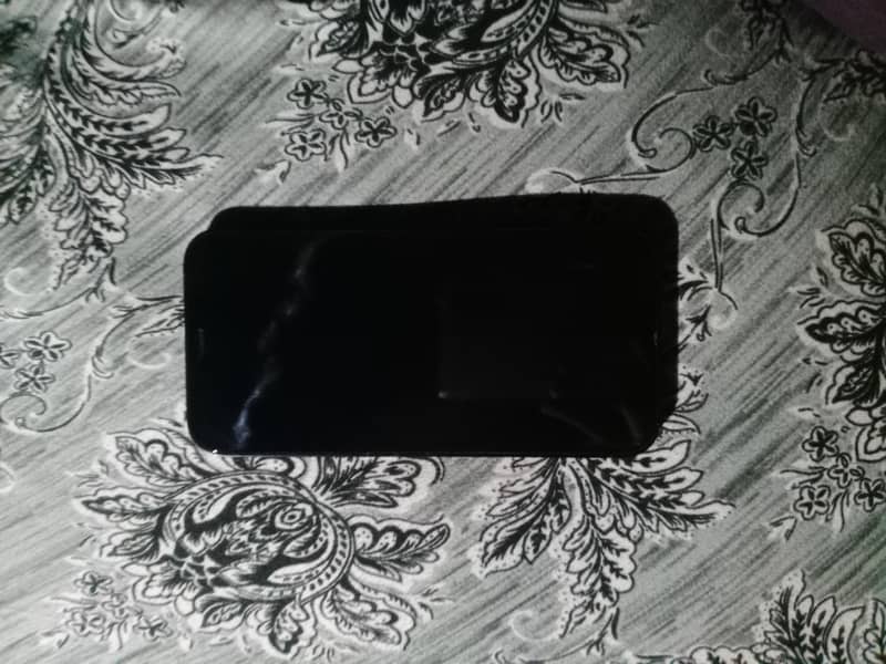 Apple iPhone 12 3