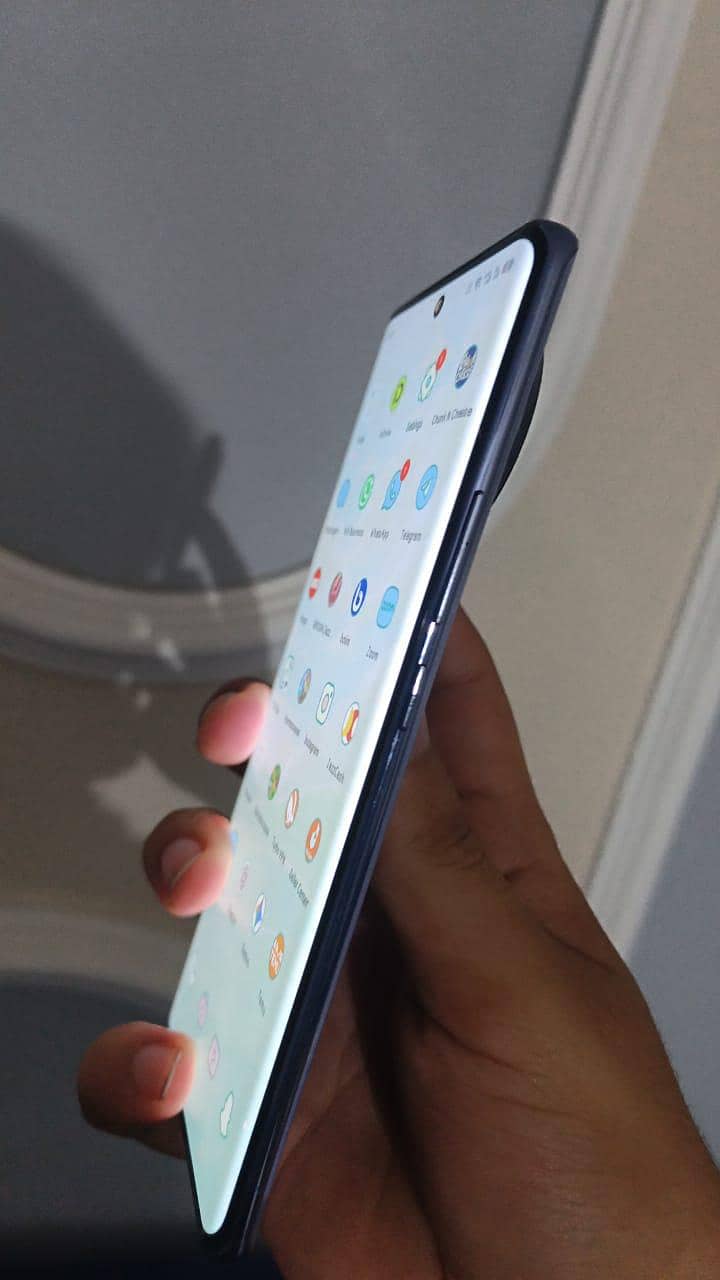 Tecno CAMON 30S 2