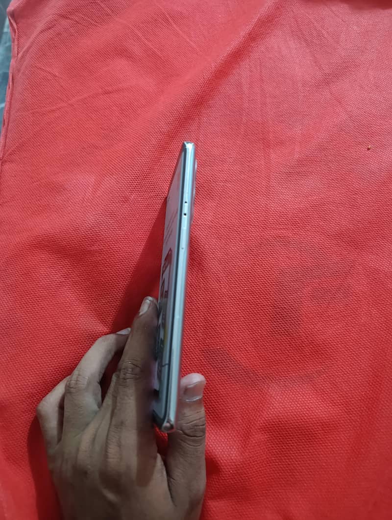 One Plus 9 Pro 3