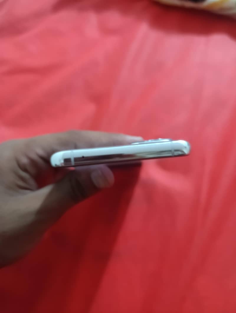 One Plus 9 Pro 5
