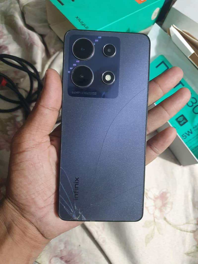 Infinix Note 30 1