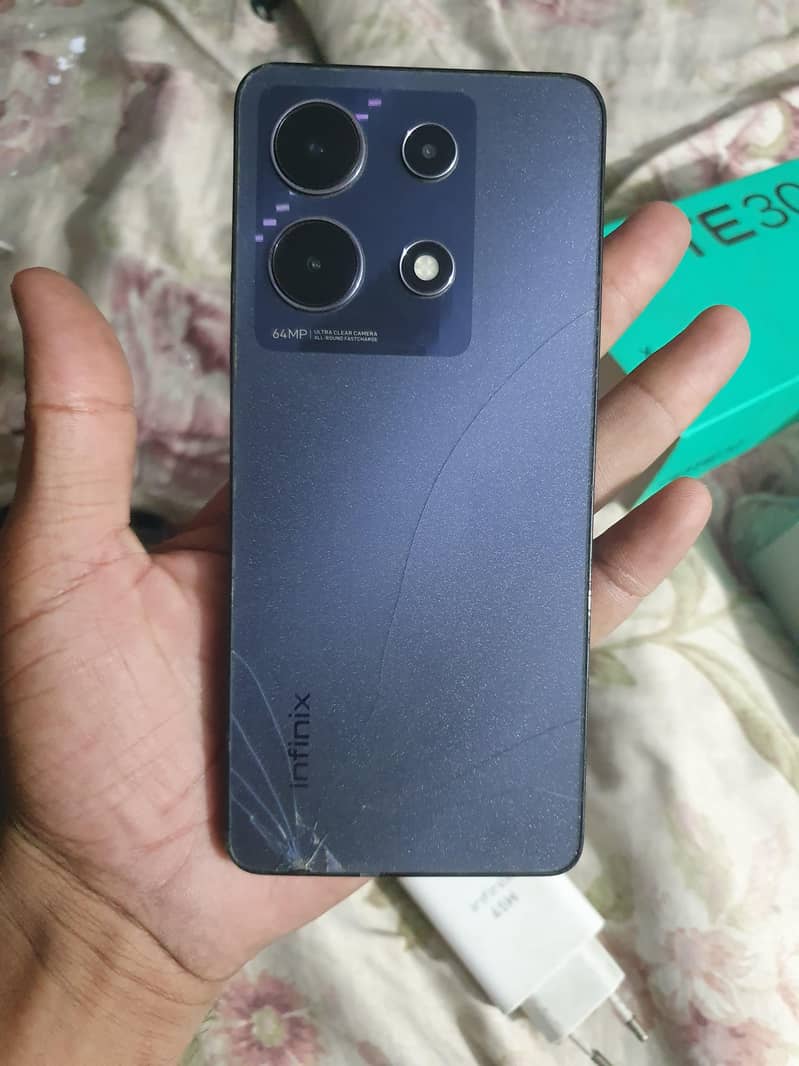 Infinix Note 30 8