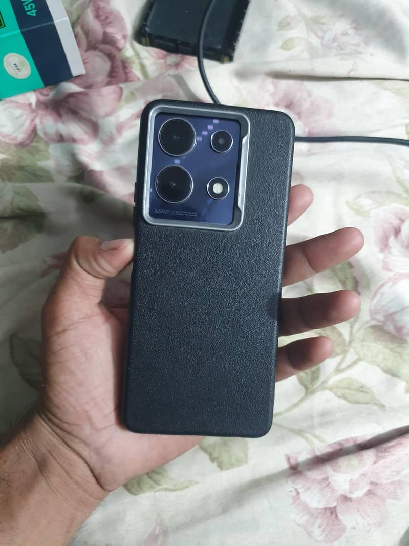 Infinix Note 30 10