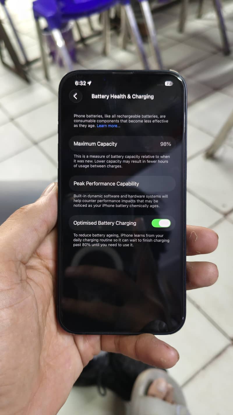 Apple iPhone 13 4