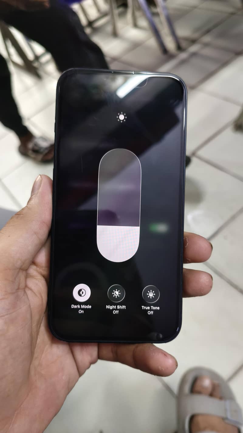 Apple iPhone 13 5