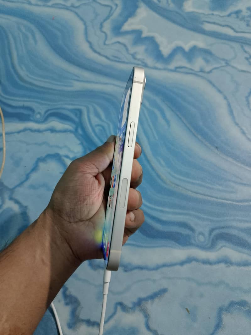 iphone 13 2
