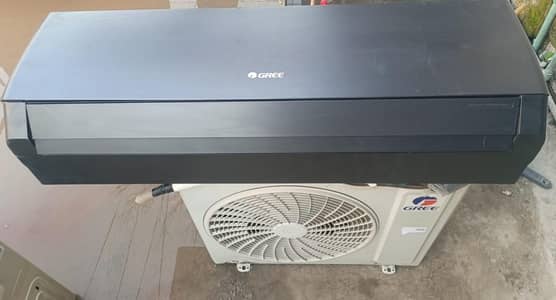 gree 1.5 ton air conditioner  slightly used.