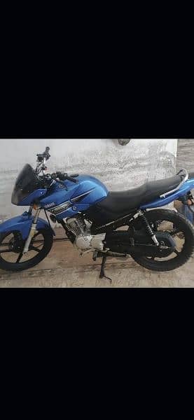 ybr 125 all ok lush condition 2016 model ist owner