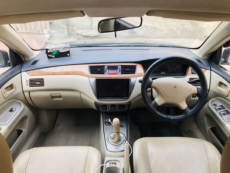 Mitsubishi Lancer 2005 4