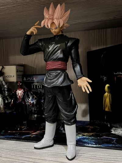 Black Rose Goku Statue (No Box)