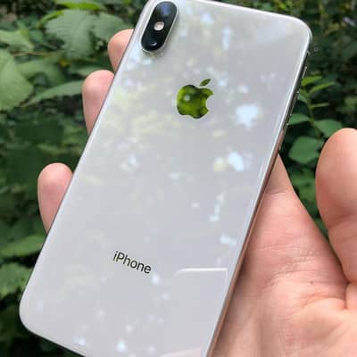 iPhone XS official pta aproved
