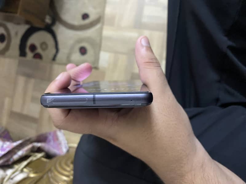 Google Pixel 7 4