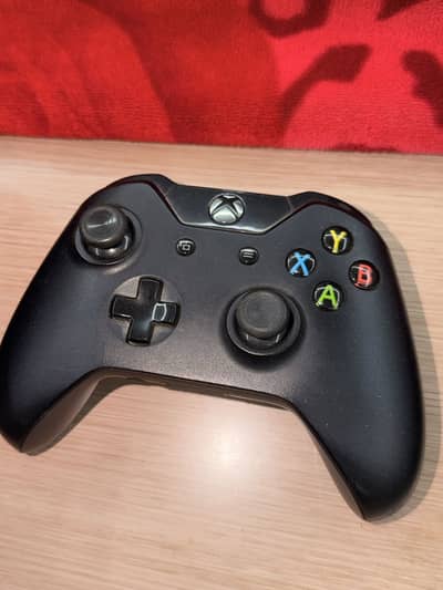 Xbox One 1TB Complete Package