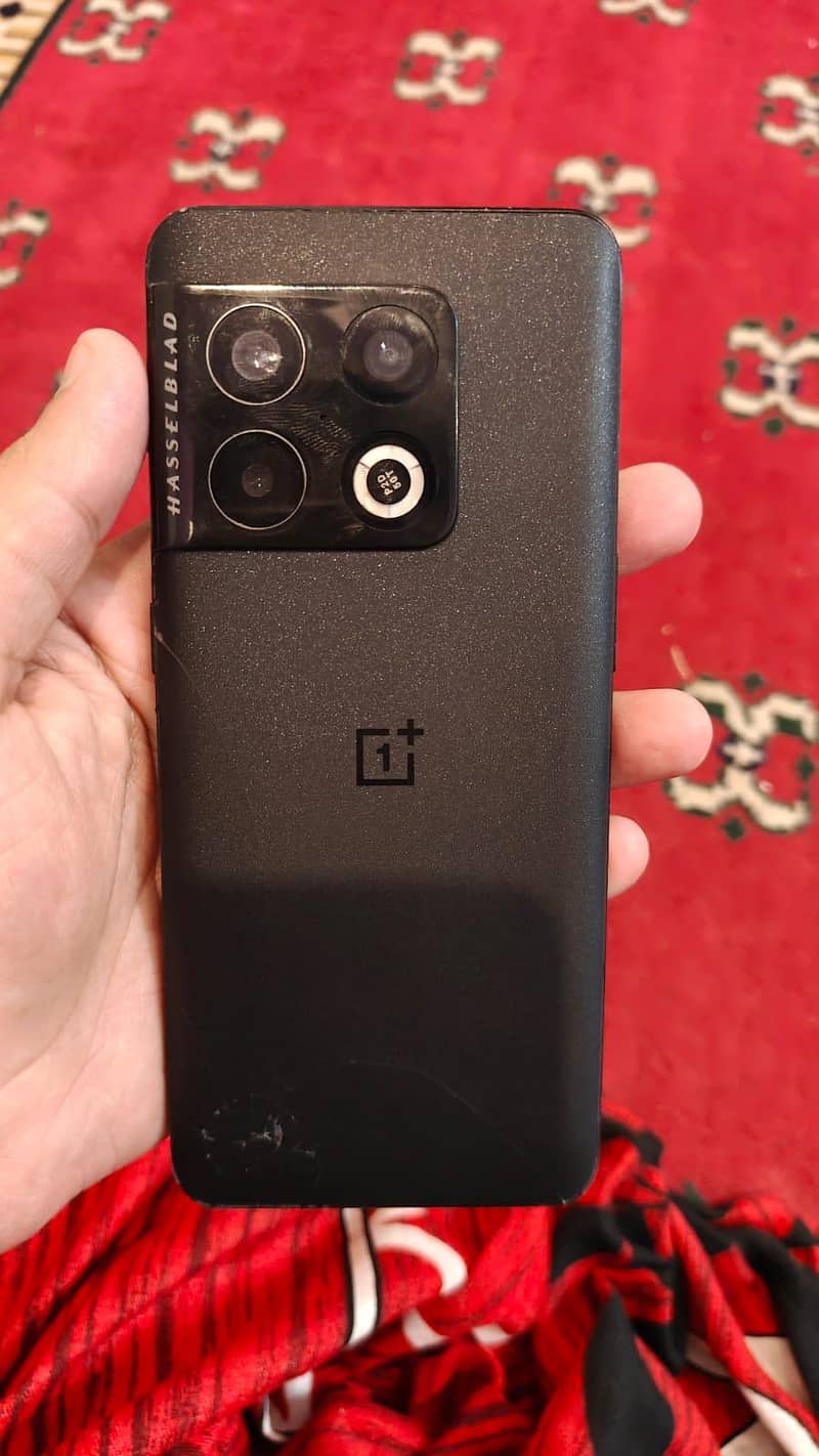 One Plus 10 Pro 6