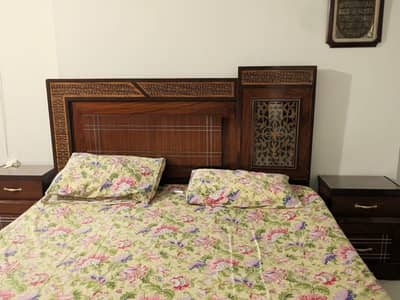 for sell  dining table with six chairs 28000 bed with mattress 2800